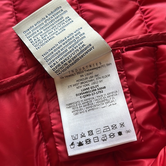 Moncler Girls Raspberry Puffer Vest - Picture 7 of 13
